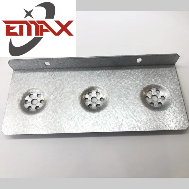 Perforiertes gestanztes Metallstanzteil aus verzinktem Winkelstahl zur Herstellung von Aluminiumblechen für die industrielle Landwirtschaft