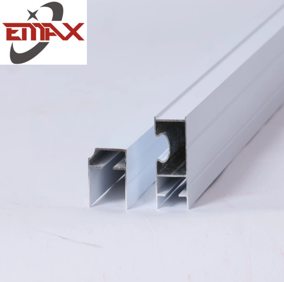 Modernes Design aus Vorhangprofilen und Wabenschienenkombinationen aus Aluminiumlegierung